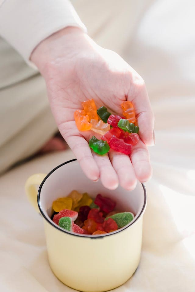 pexels-tim-samuel-6696950