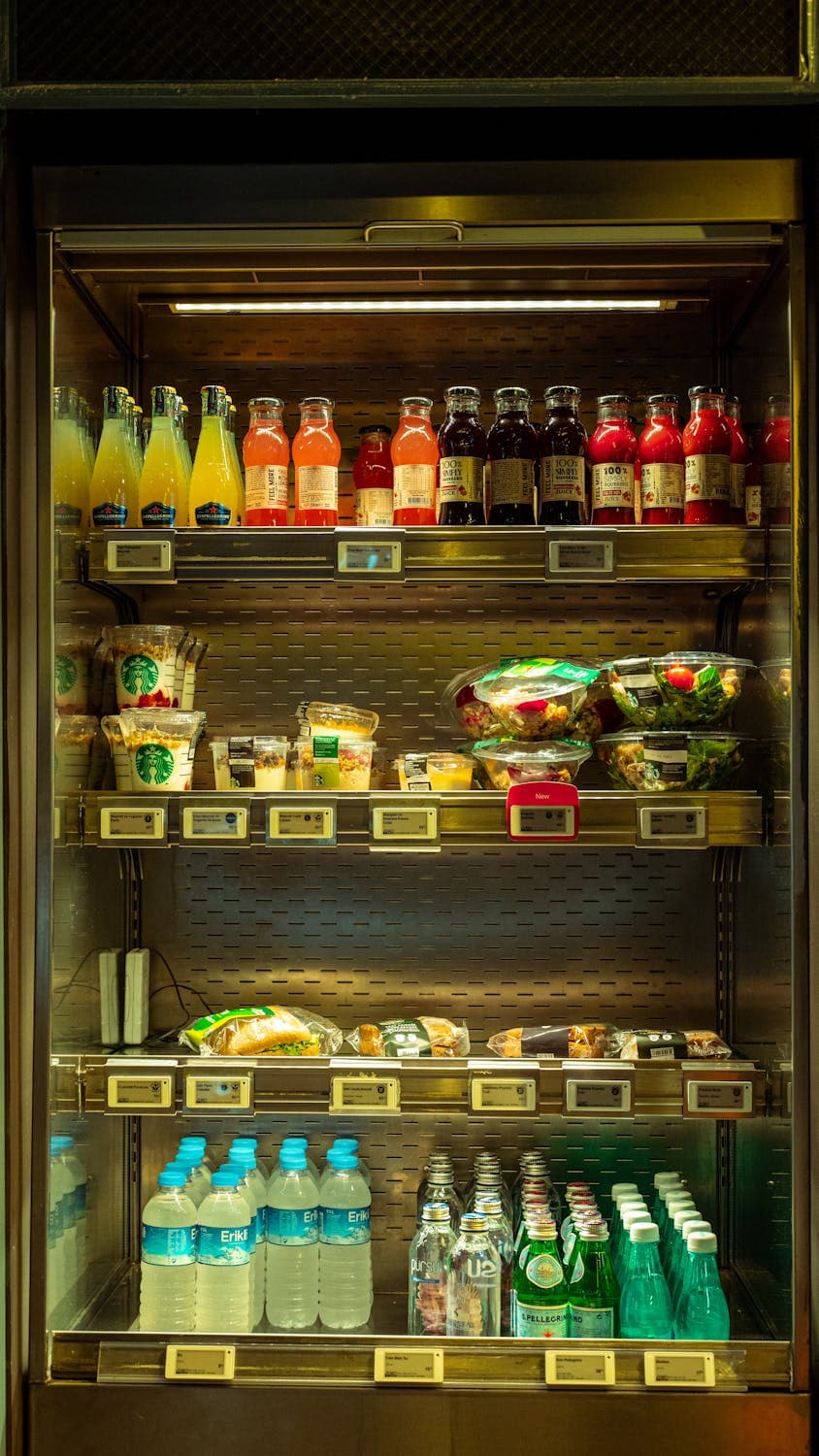 free-photo-of-beverages-and-salads-in-fridge