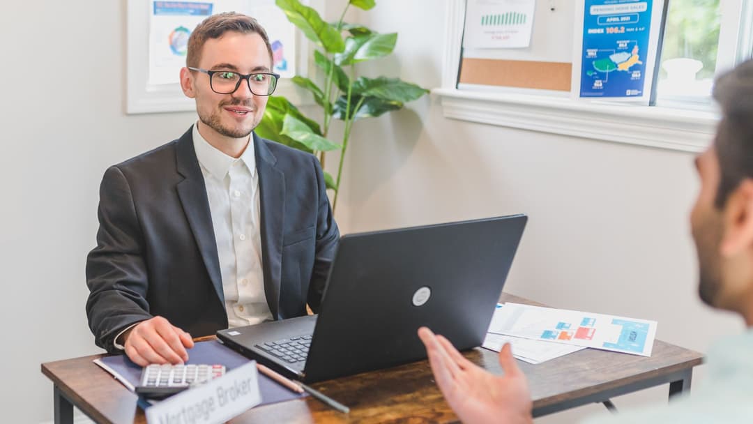 Cómo convertirse en un agente de distribución para una empresa extranjera