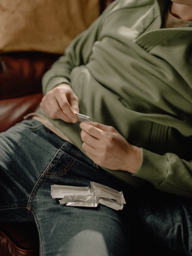 pexels-cottonbro-4114842