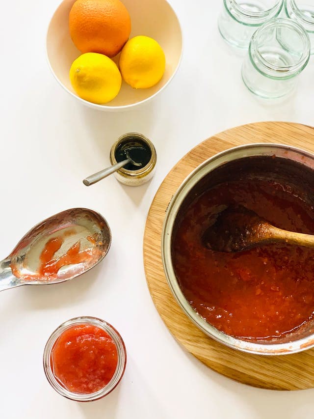 pexels-plantsandgraphics-7075241